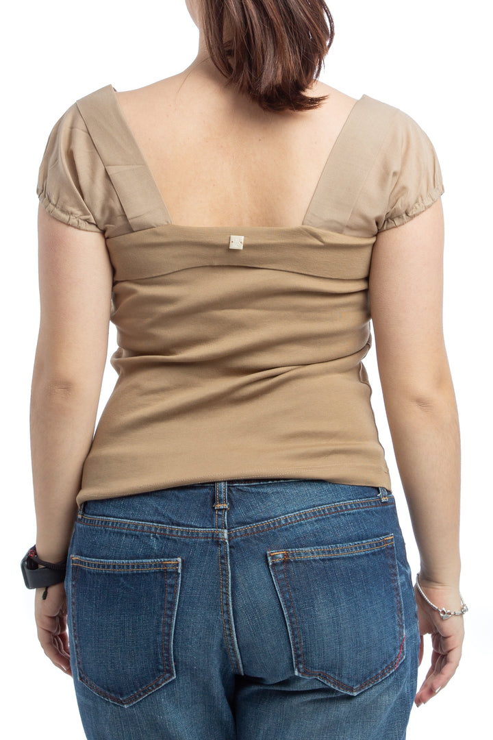 Blusa Carolina Herrera café, vista lateral – ClosetRehab