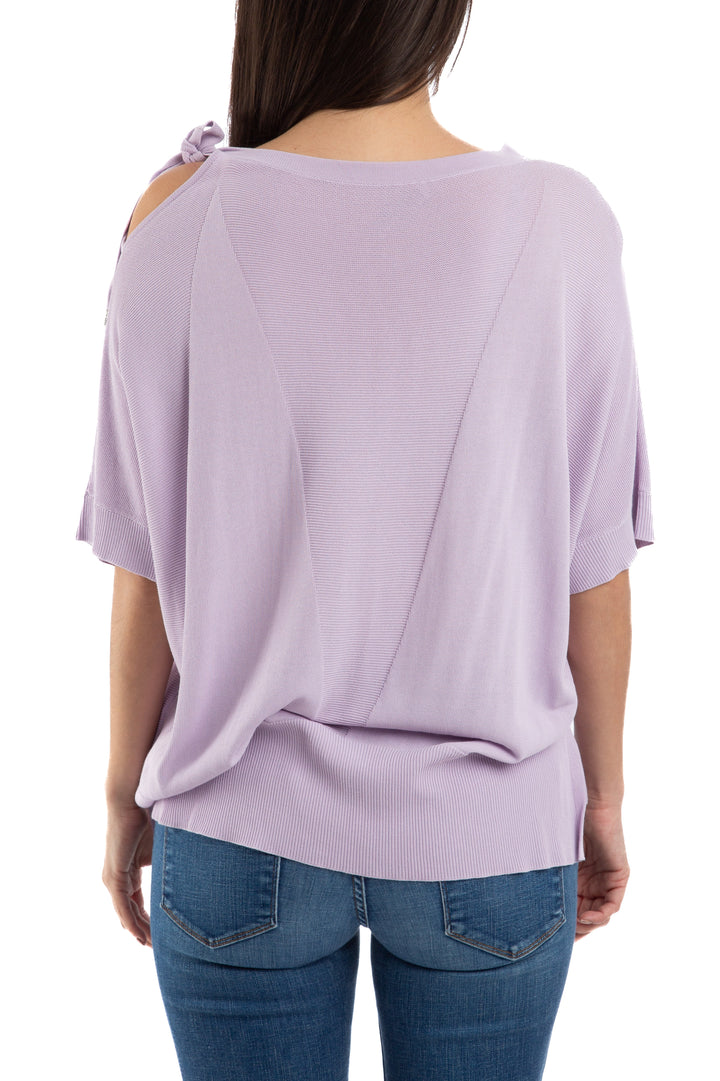 Blusa Ambrosi morado, vista posterior – ClosetRehab