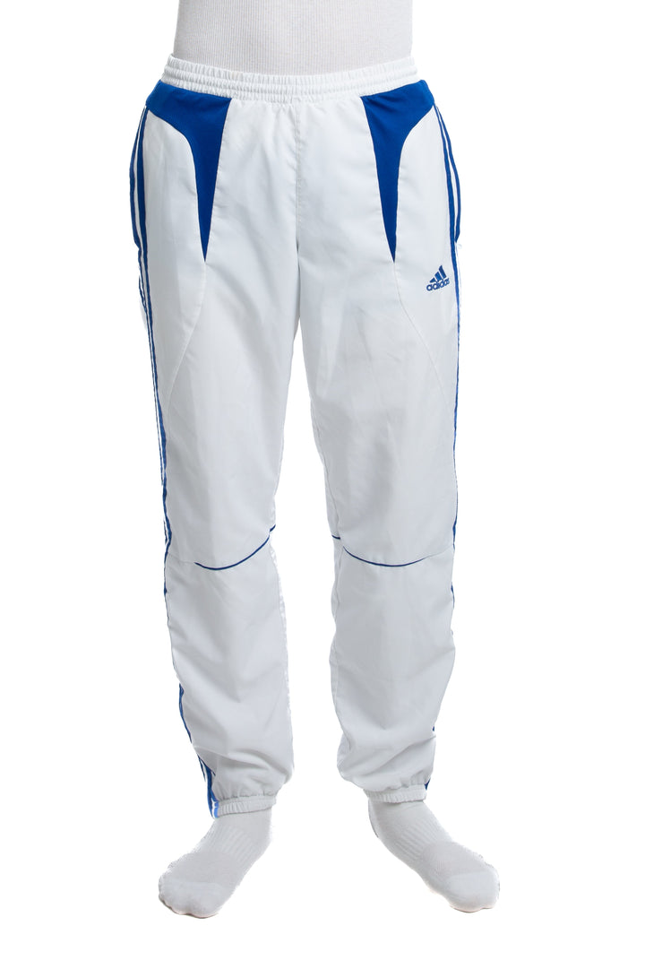 Pantalón Adidas blanco, vista frontal – ClosetRehab