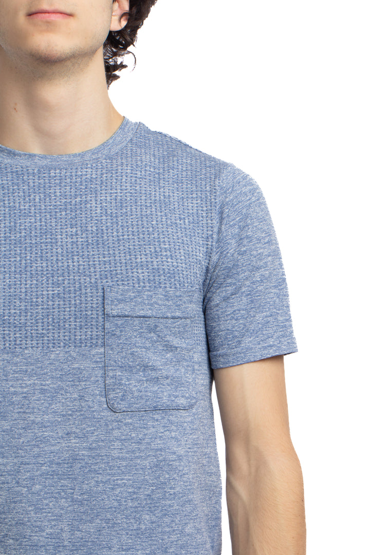 Playera The North Face (NWT) NWT azul, detalle – ClosetRehab