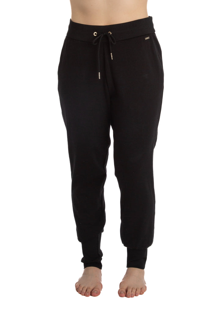 Pantalón Armani Exchange negro, vista frontal – ClosetRehab