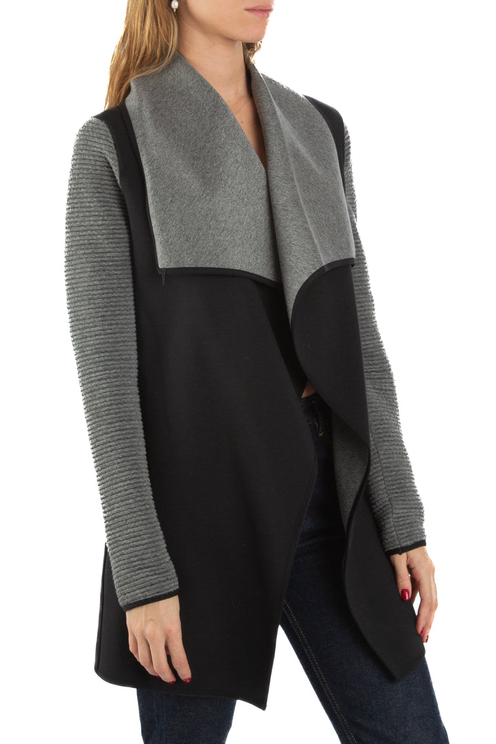 Abrigo Michi gris, vista posterior – ClosetRehab