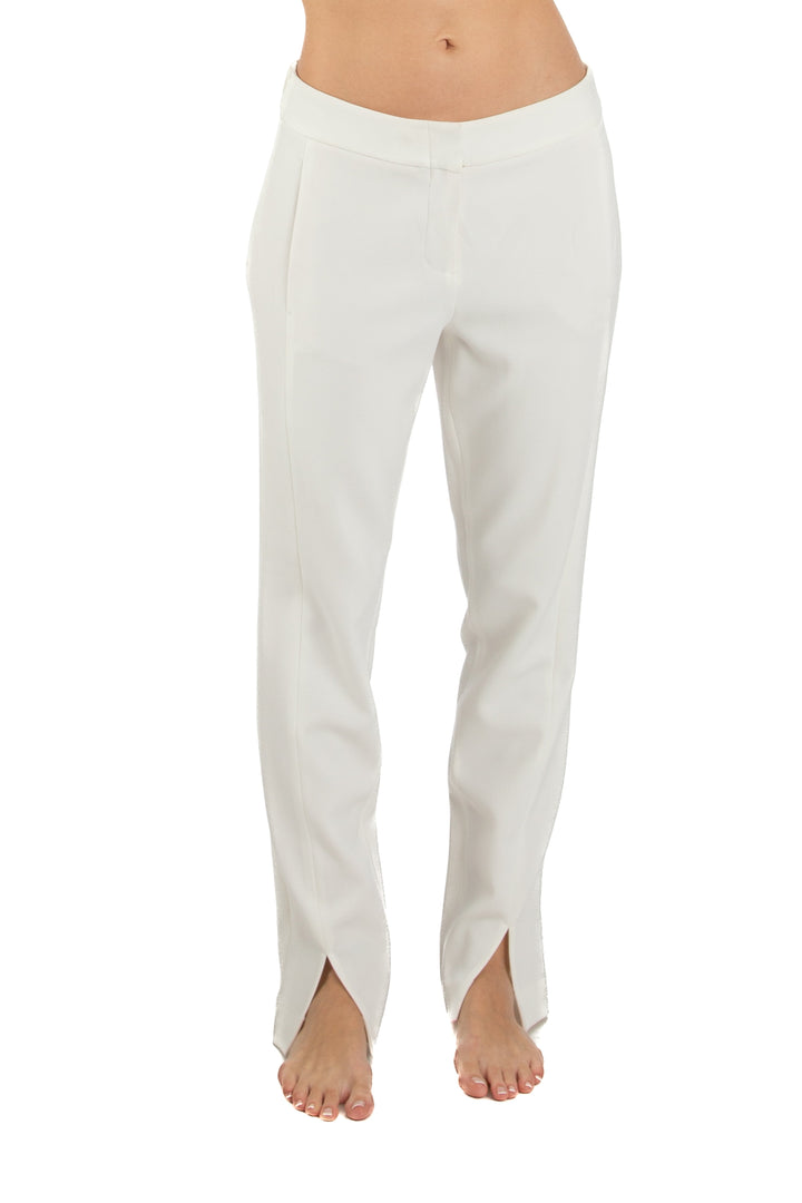 Pantalón BCBG Maxazria blanco, vista frontal – ClosetRehab
