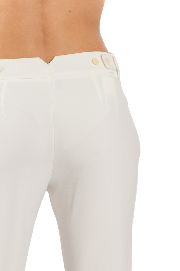 Pantalón BCBG Maxazria blanco, detalle 6 – ClosetRehab