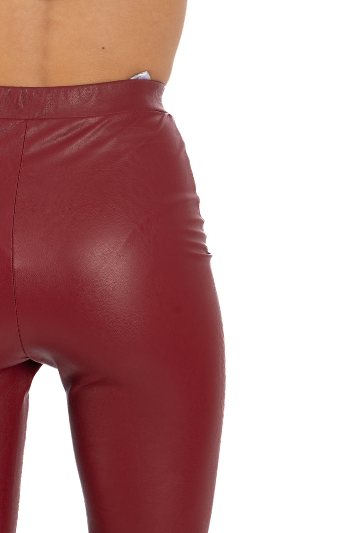 Pantalón BCBG Maxazria rojo, detalle 6 – ClosetRehab
