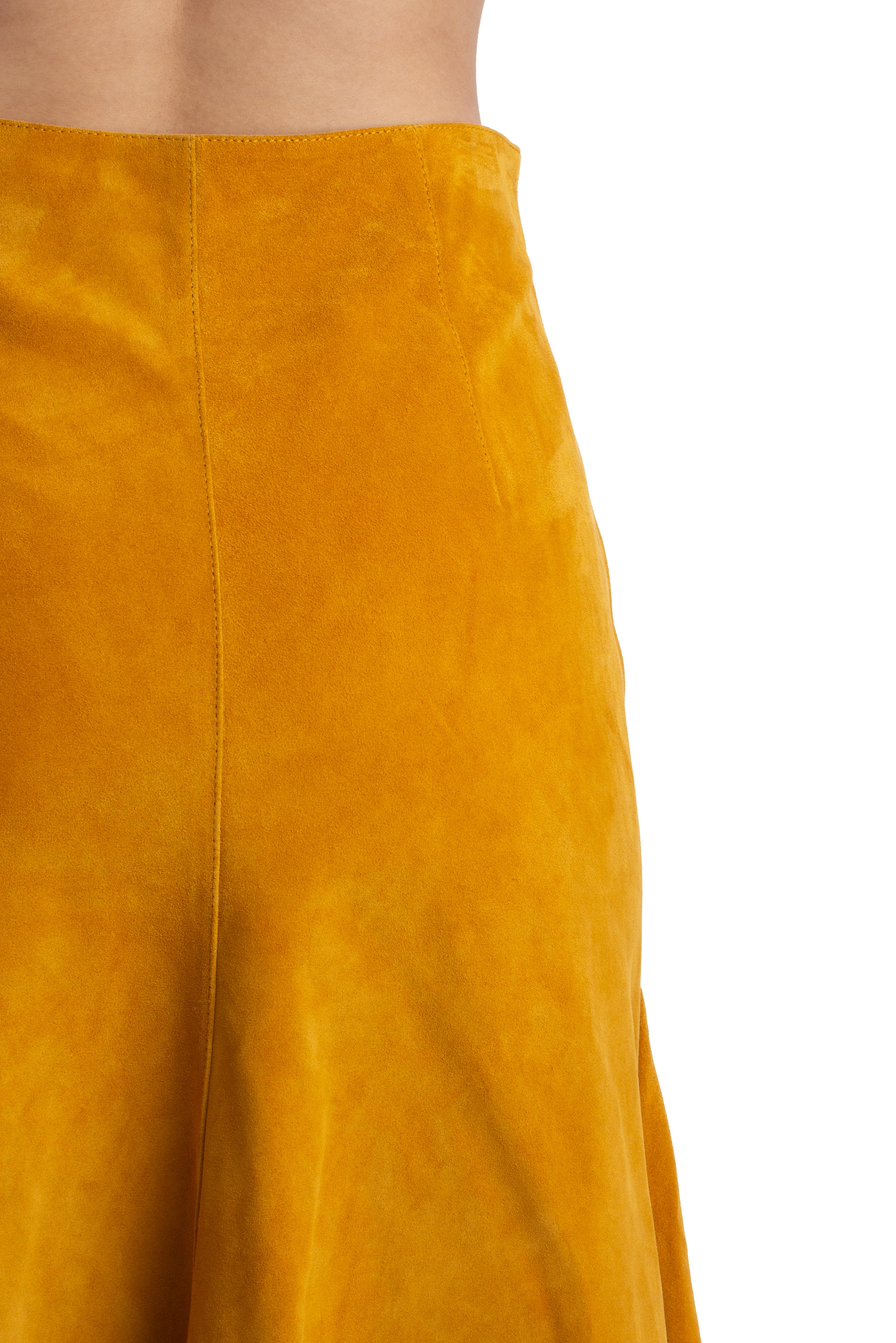 Alexander McQueen, Talla 40