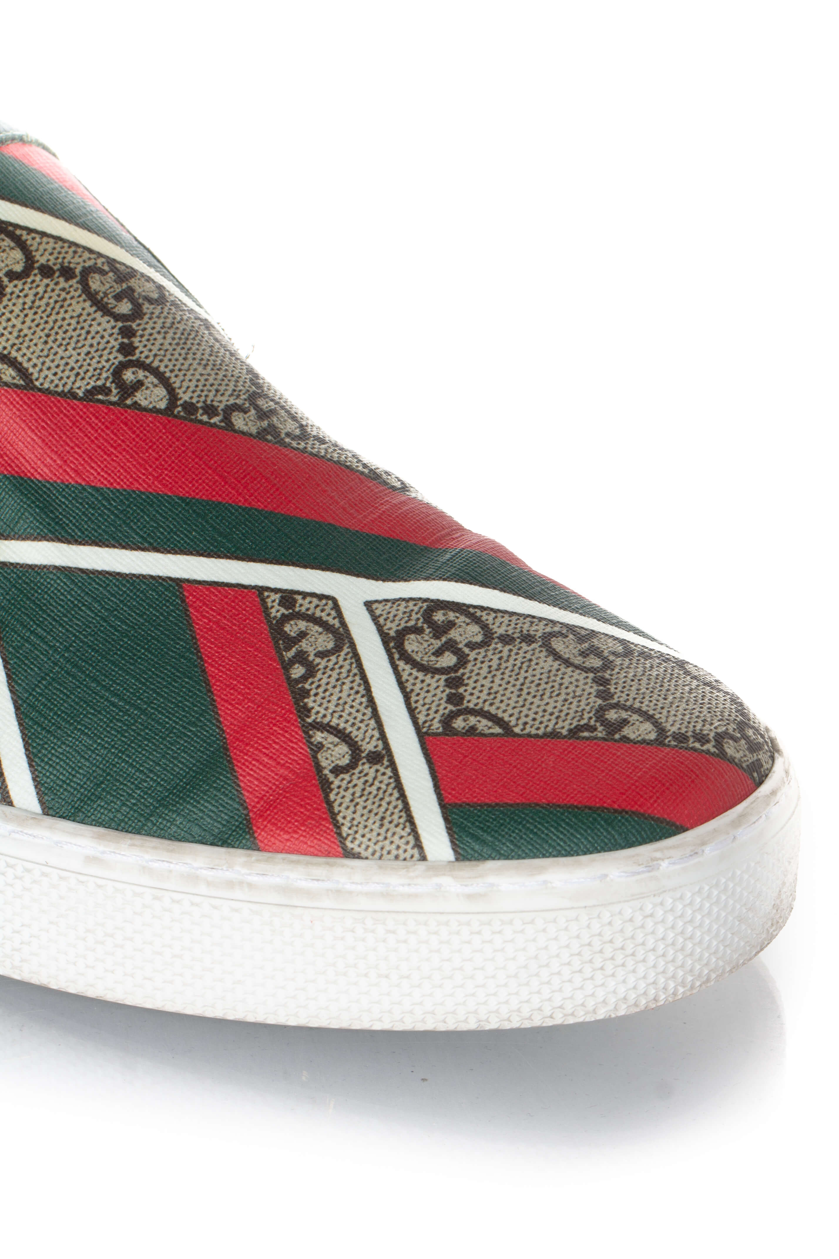 Gucci, Talla 6