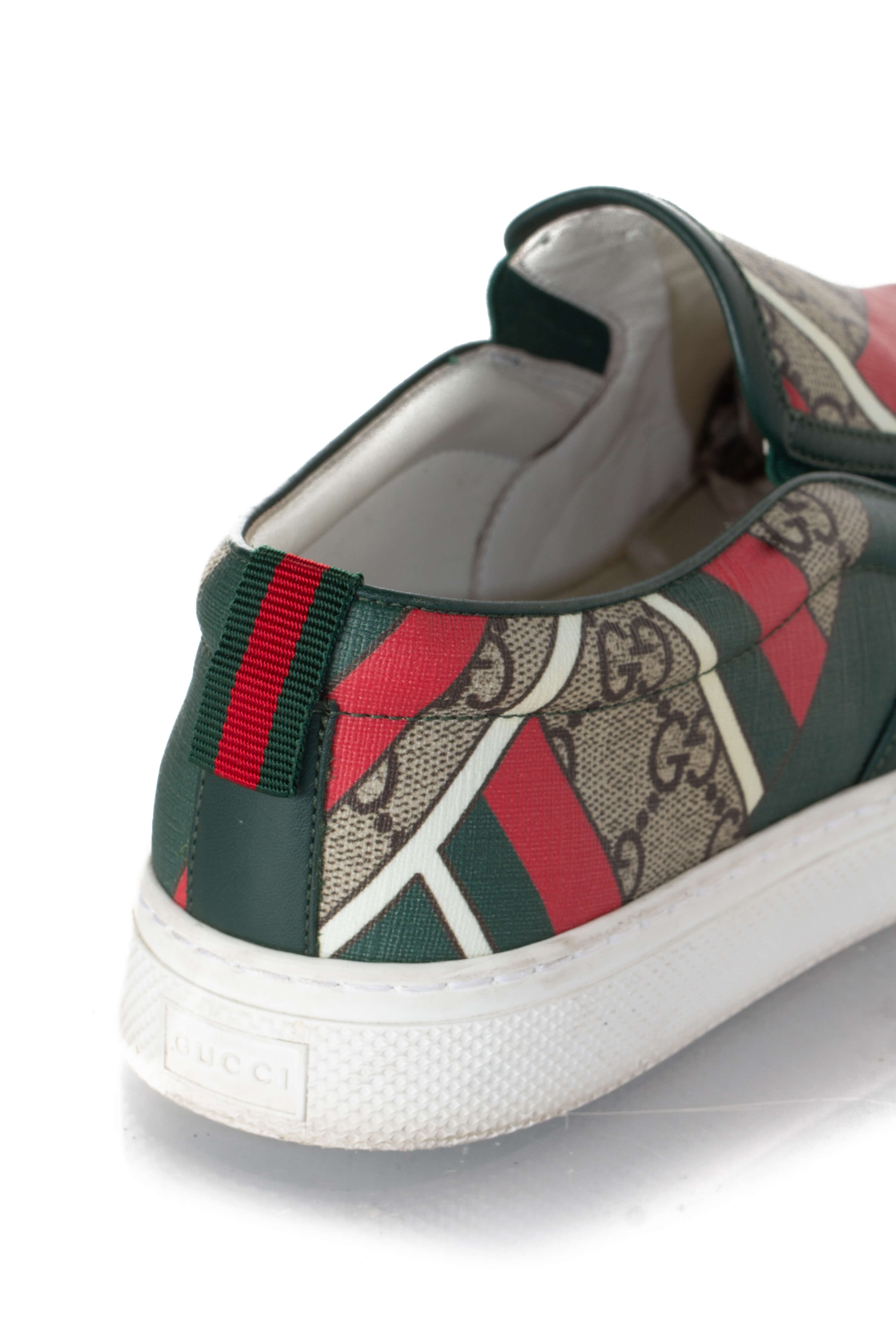 Gucci, Talla 6