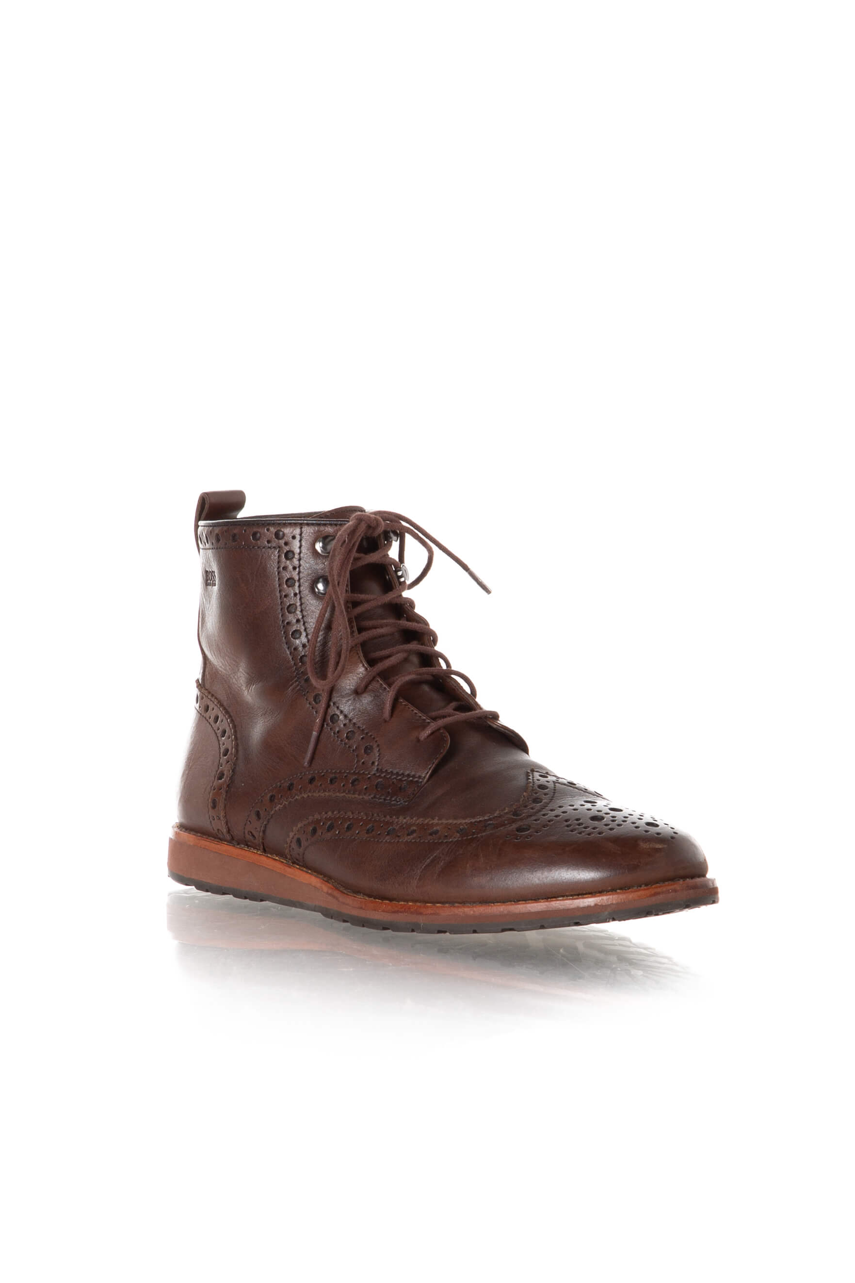 Boss, Talla 9