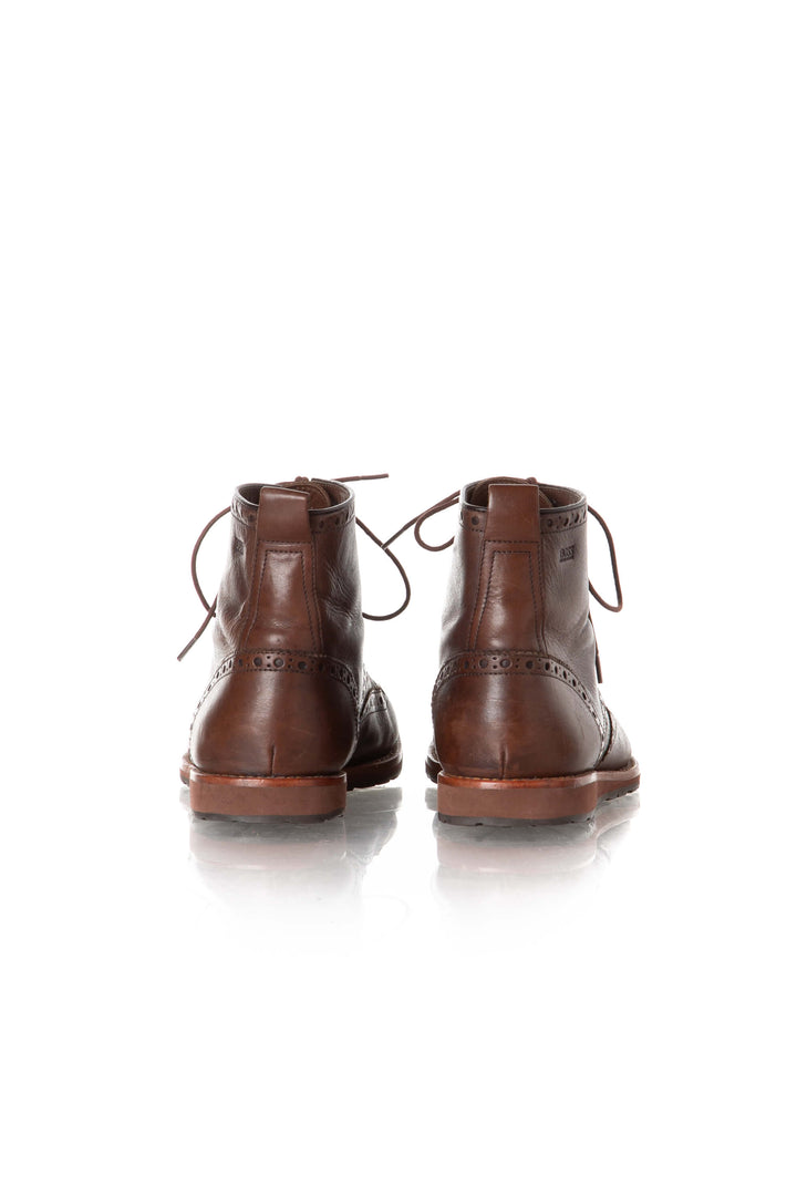 Vista superior de las botas Boss