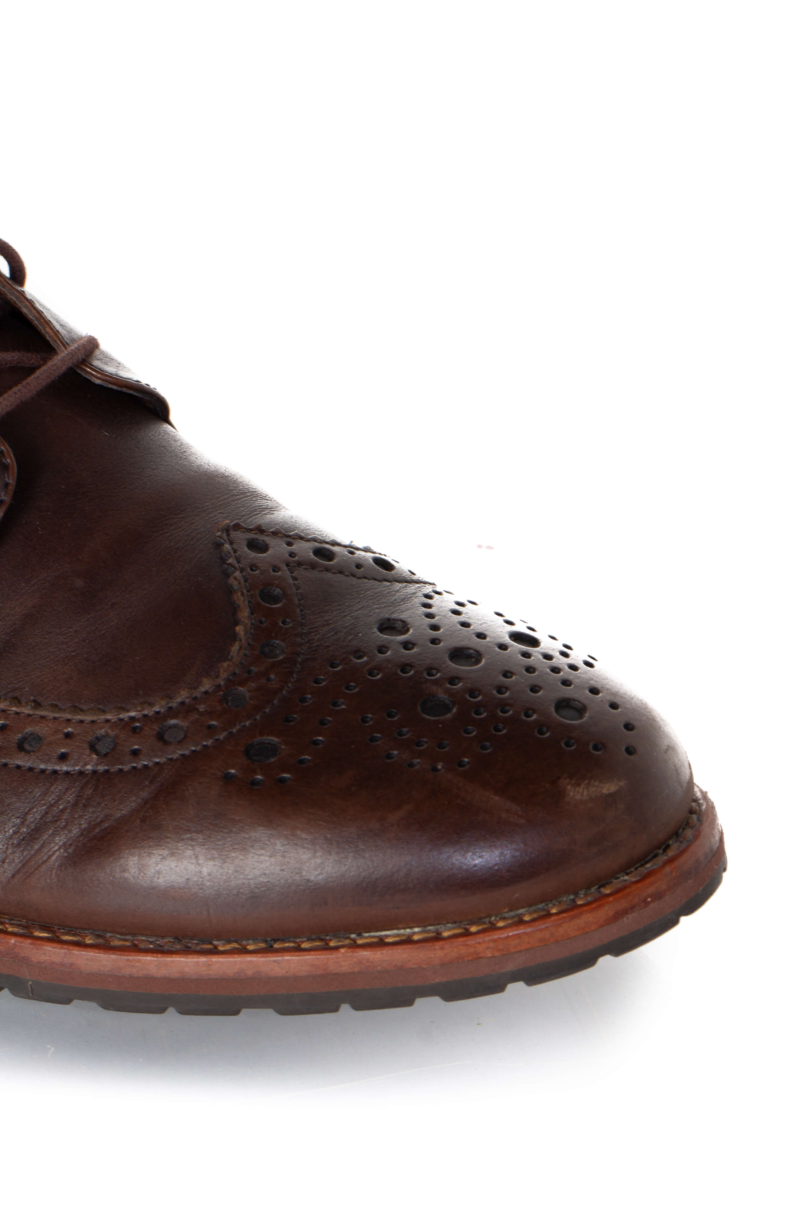 Boss, Talla 9