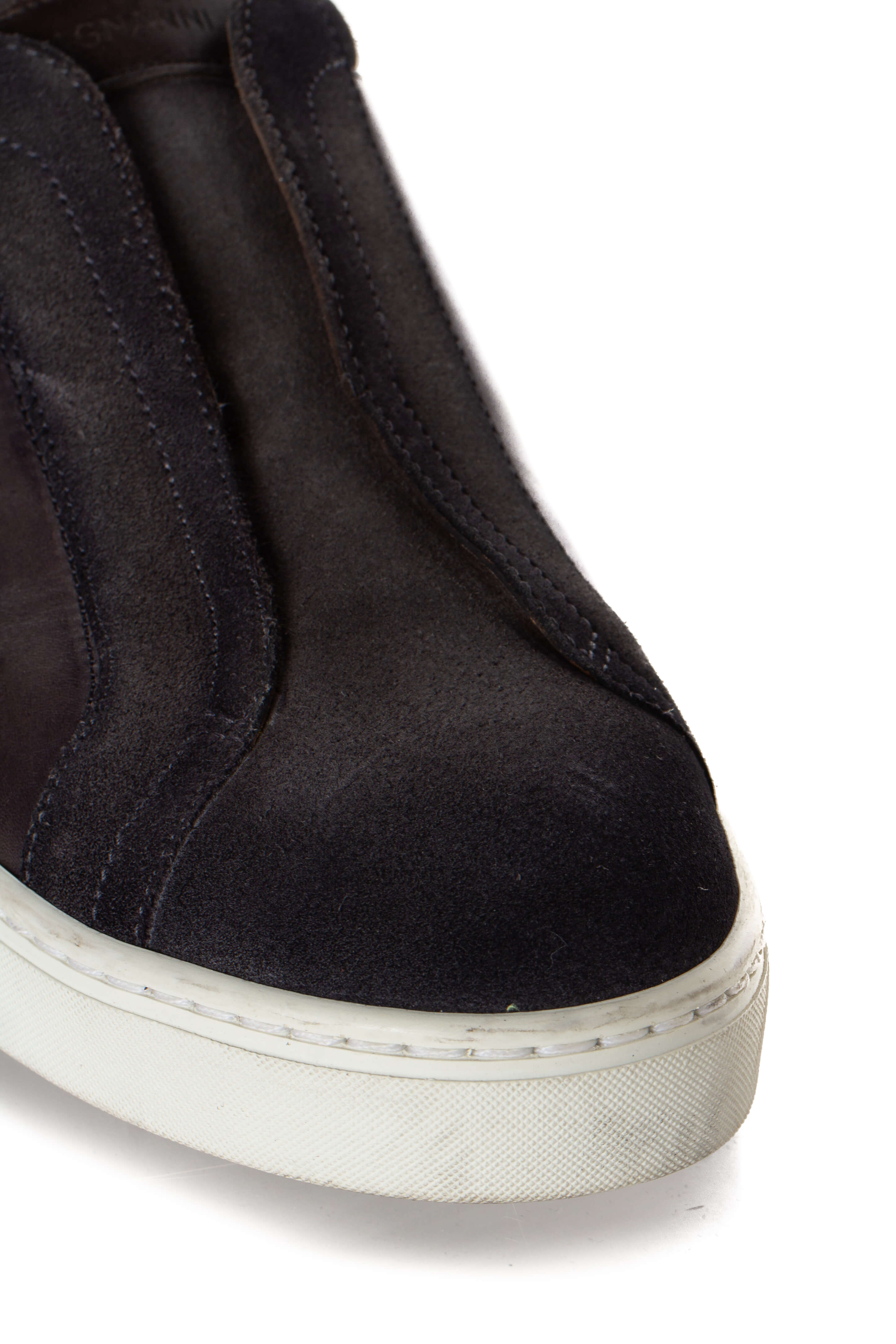 Magnanni, Talla 8