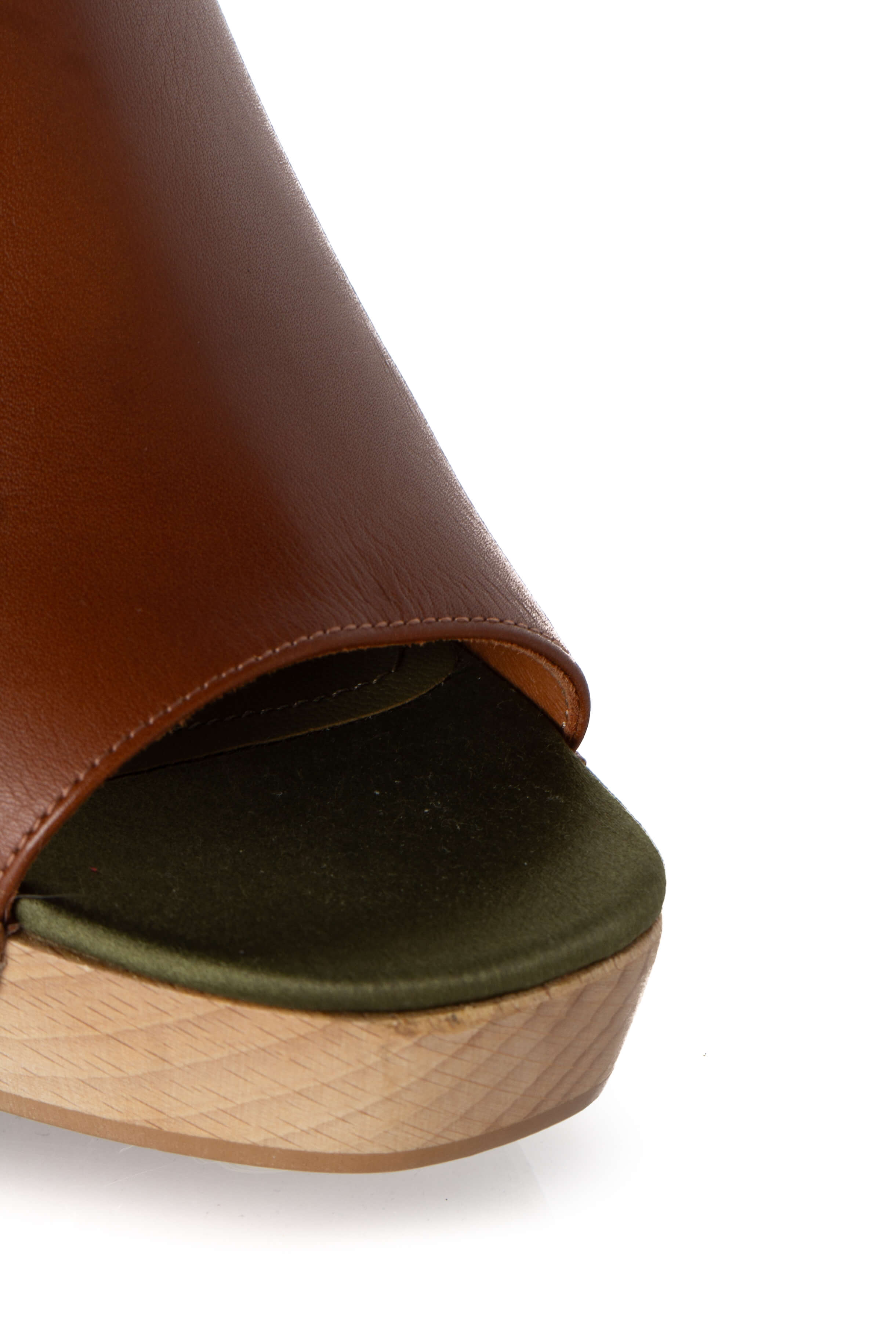 Salvatore Ferragamo, Talla 7