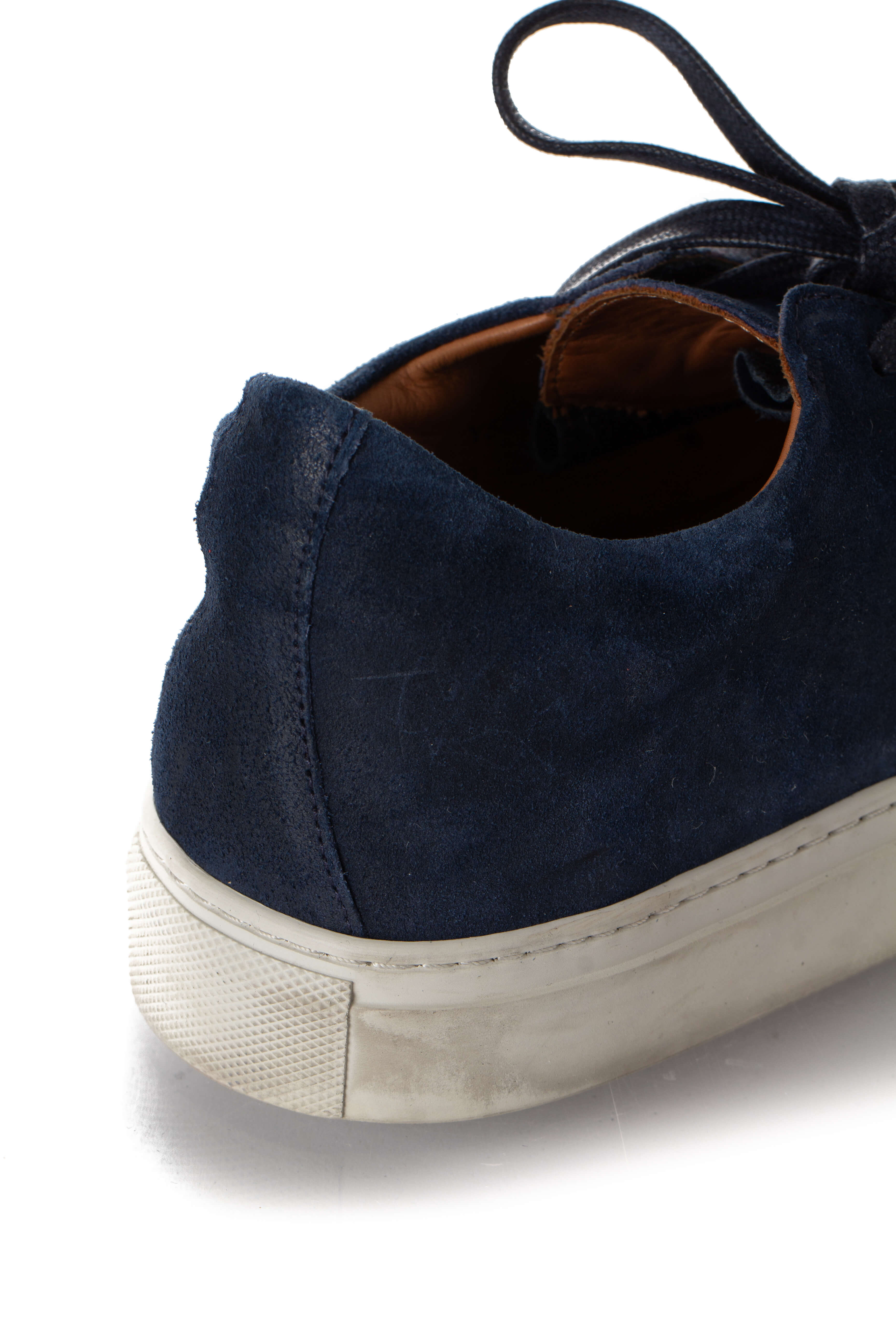John Varvatos, Talla 10