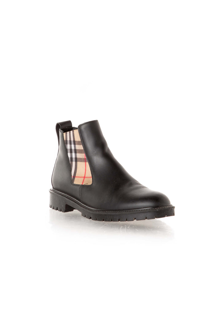 Bota Burberry, vista posterior – ClosetRehab