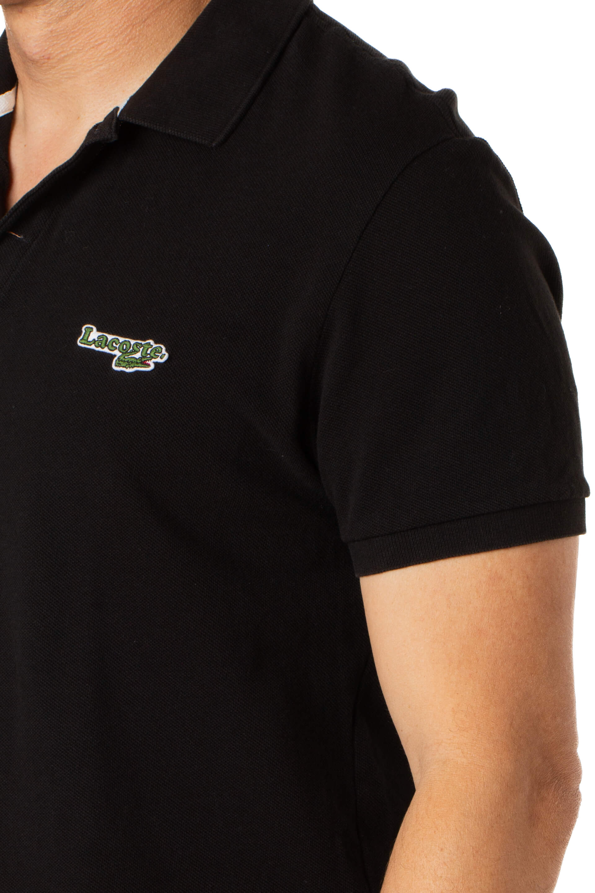 Lacoste, Talla L