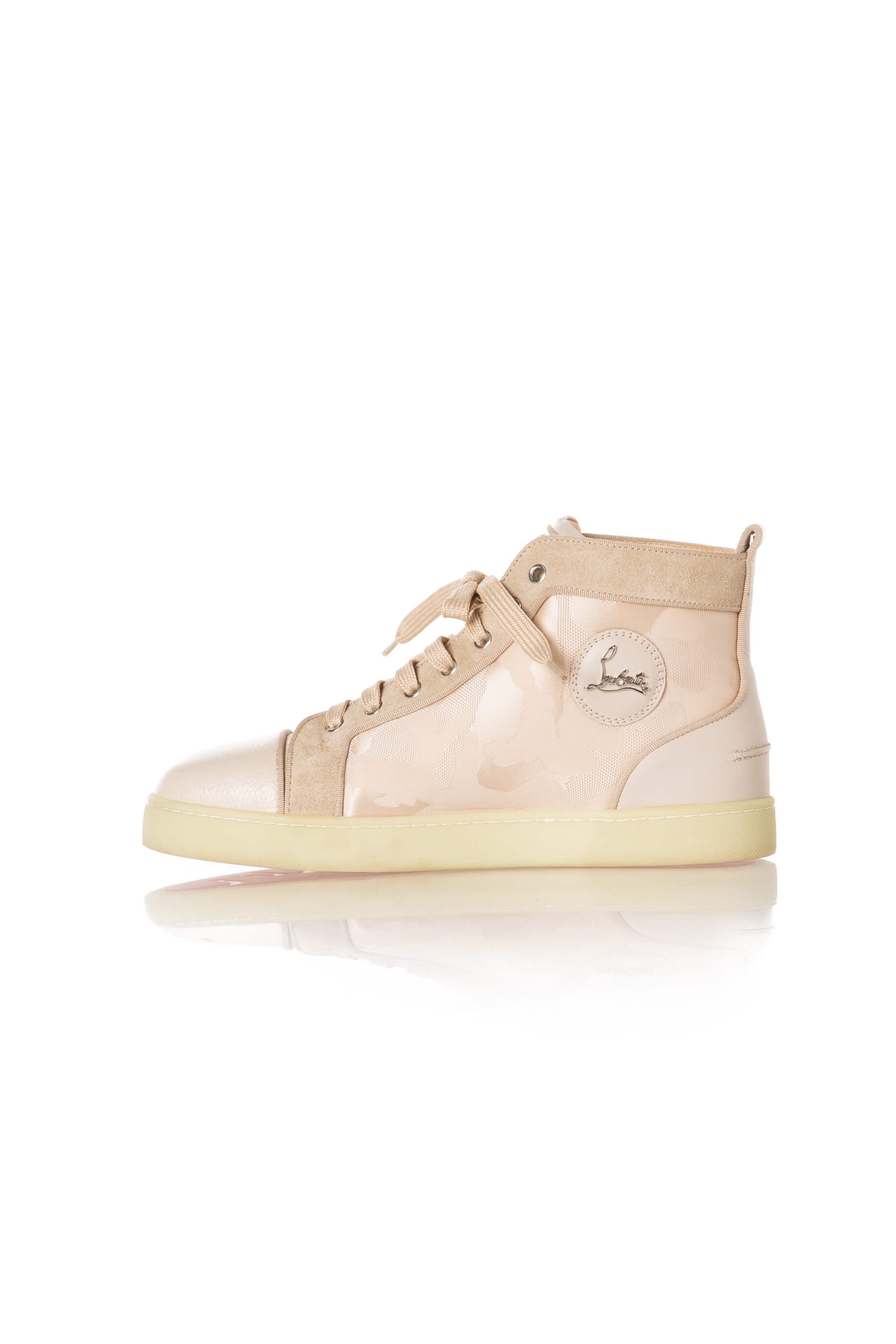 Christian Louboutin, Talla 9