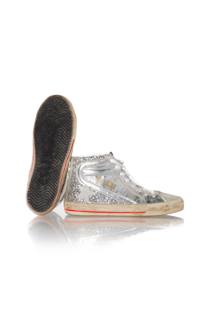 Tenis Golden Goose plateado, plantilla con logo Golden Goose | ClosetRehab