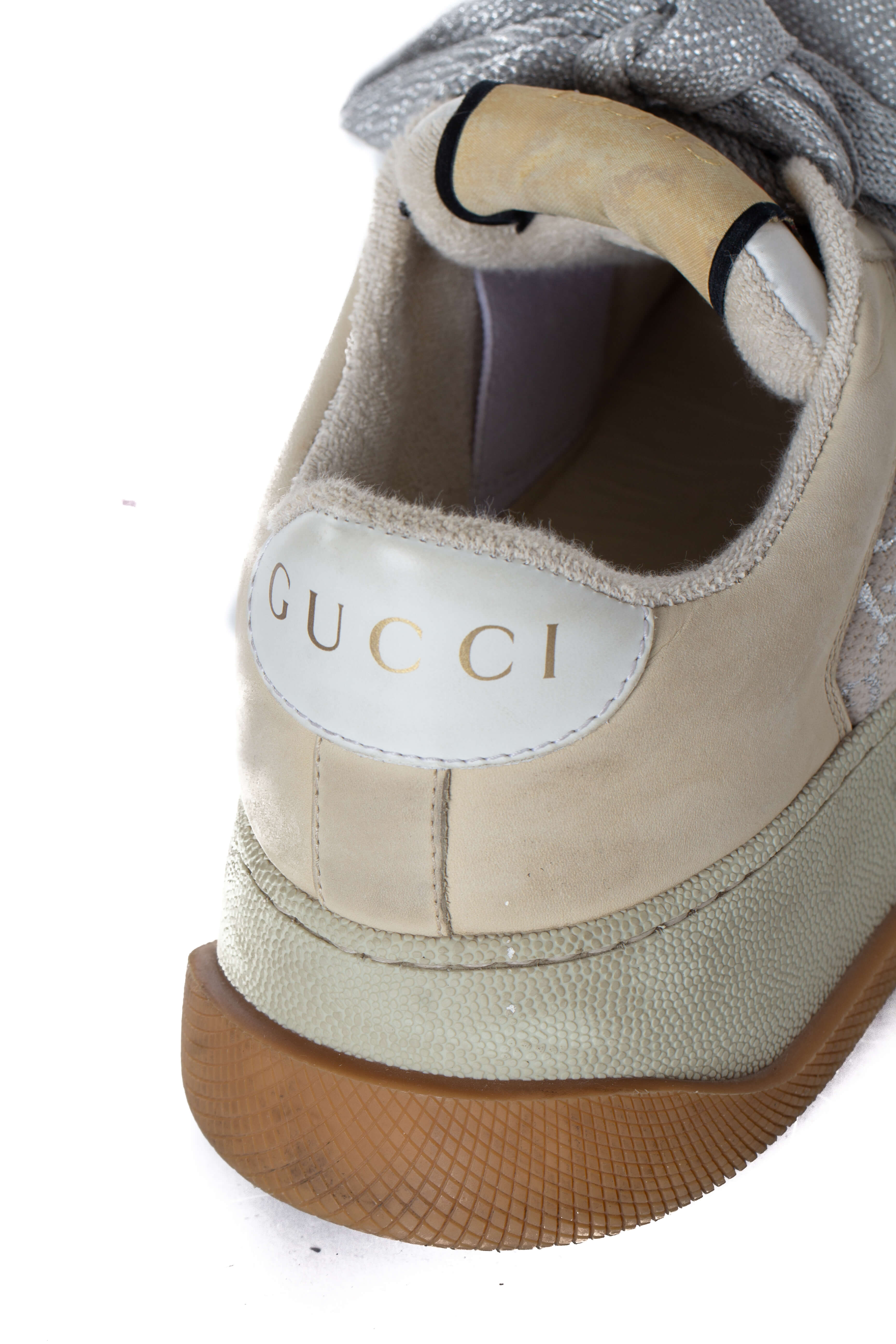 Gucci, Talla 6