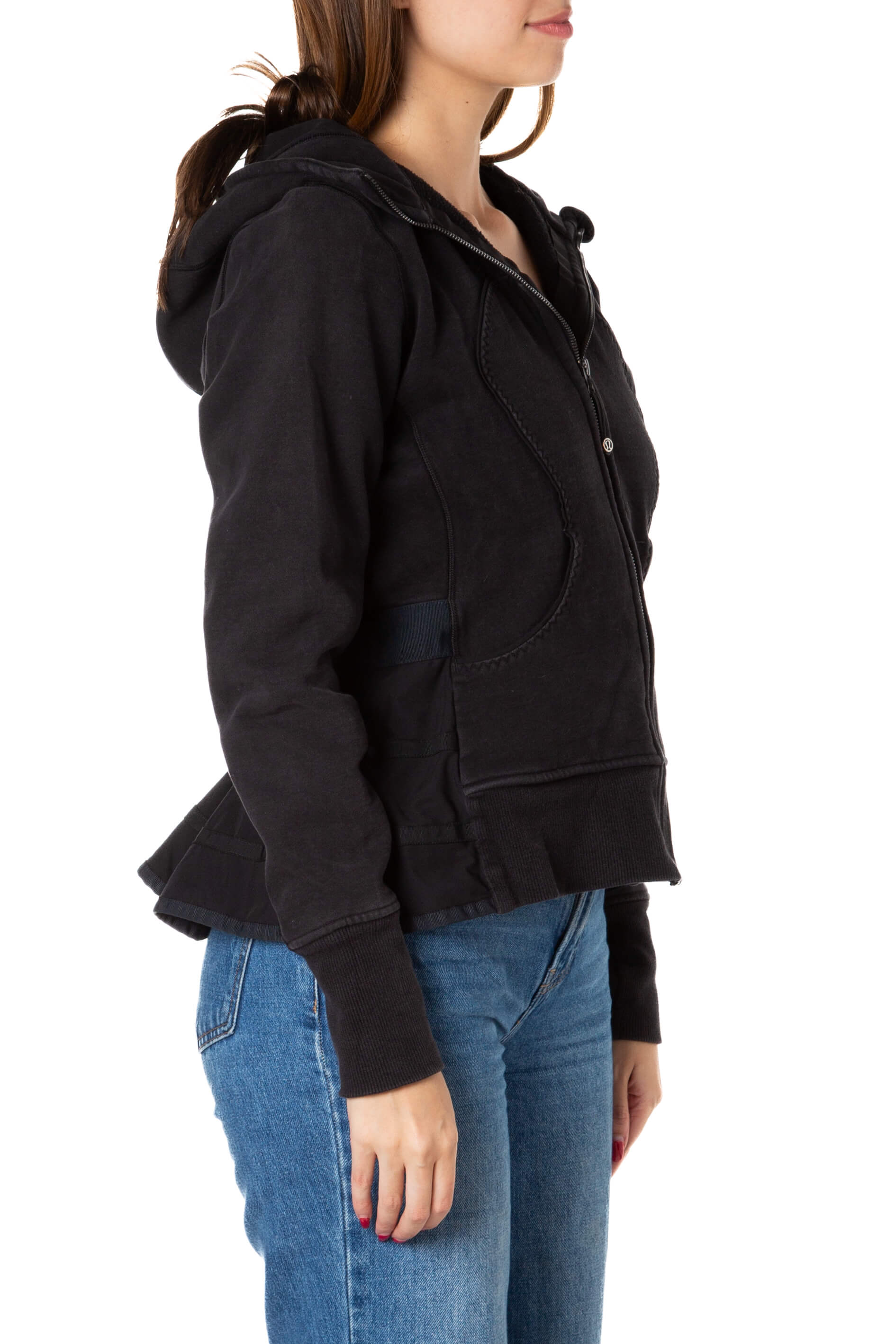 Lululemon, Talla M