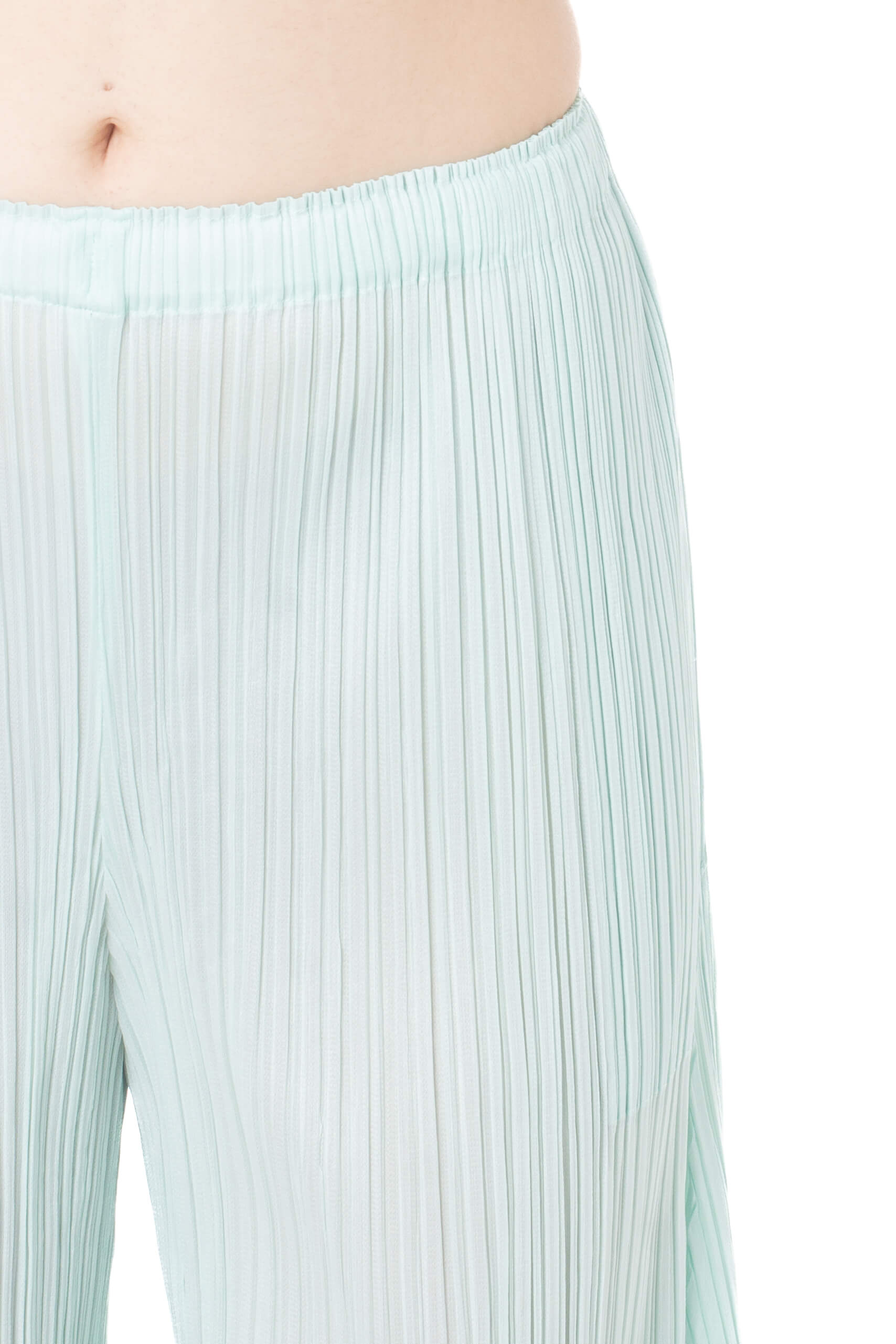 Pleats Please, Talla 2