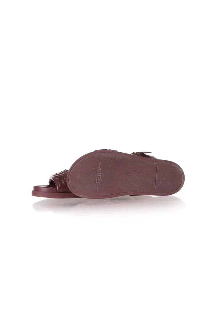 Sandalias Fendi vino talla 36 EUR, detalle de material preloved | ClosetRehab
