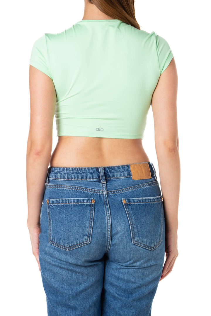 Blusa Alo Yoga, vista lateral – ClosetRehab