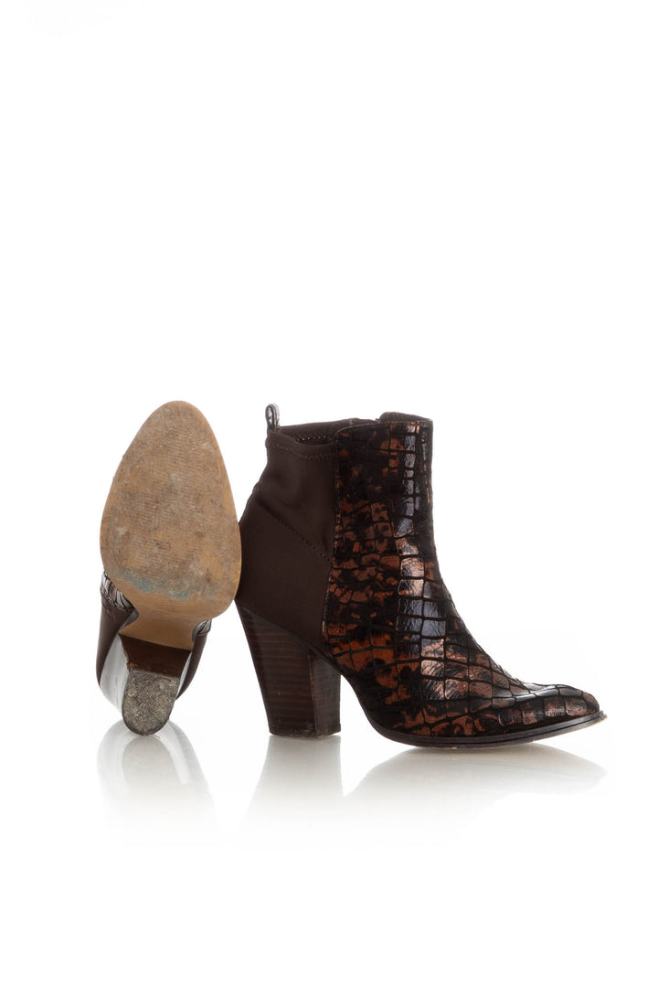 Zapato Donald J Puner café, detalle 9 – ClosetRehab