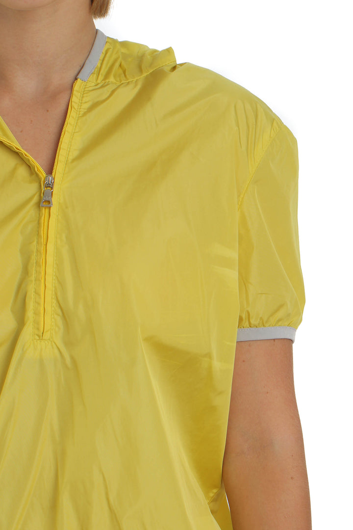 Abrigo Prada amarillo, vista lateral – ClosetRehab