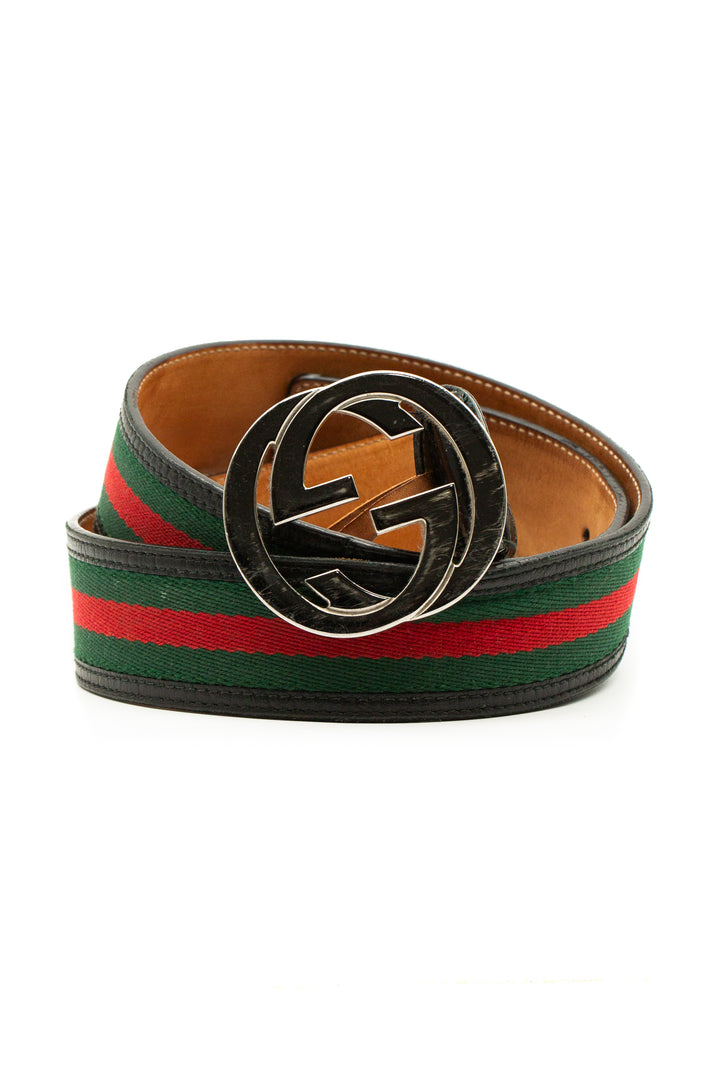 Cinturón Gucci negro, vista frontal – ClosetRehab