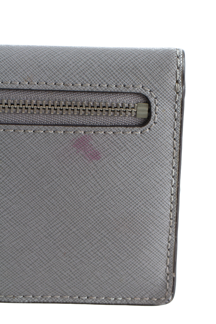 Cartera Michael Kors gris, detalle 6 – ClosetRehab