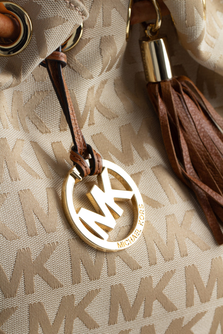 Bolsa Michael Kors dorado, detalle 8 – ClosetRehab