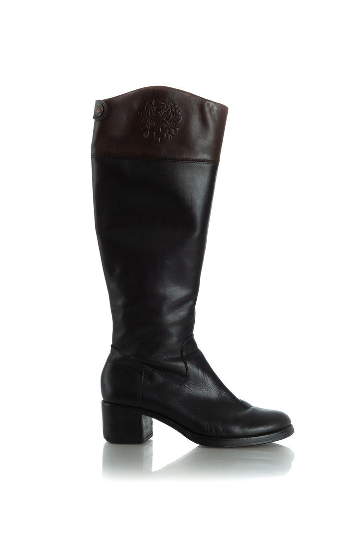 Bota Vince camuto negro, vista frontal – ClosetRehab