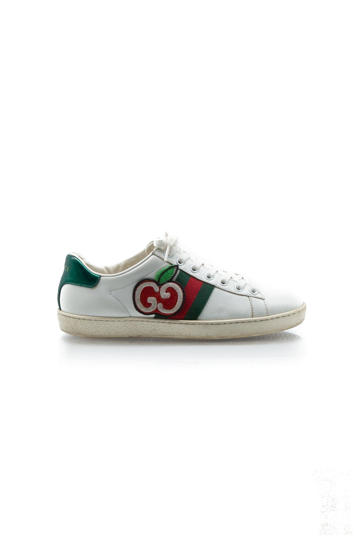 Tenis Gucci blanco, vista frontal – ClosetRehab