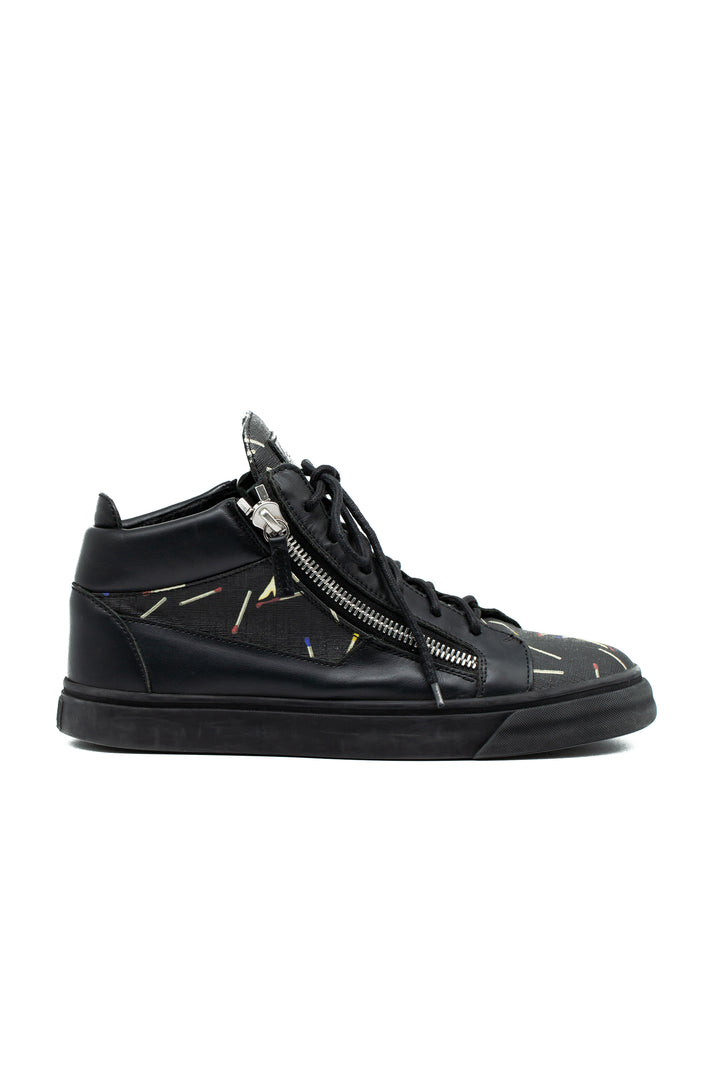Zapato Giuseppe Zanotti negro, vista frontal – ClosetRehab
