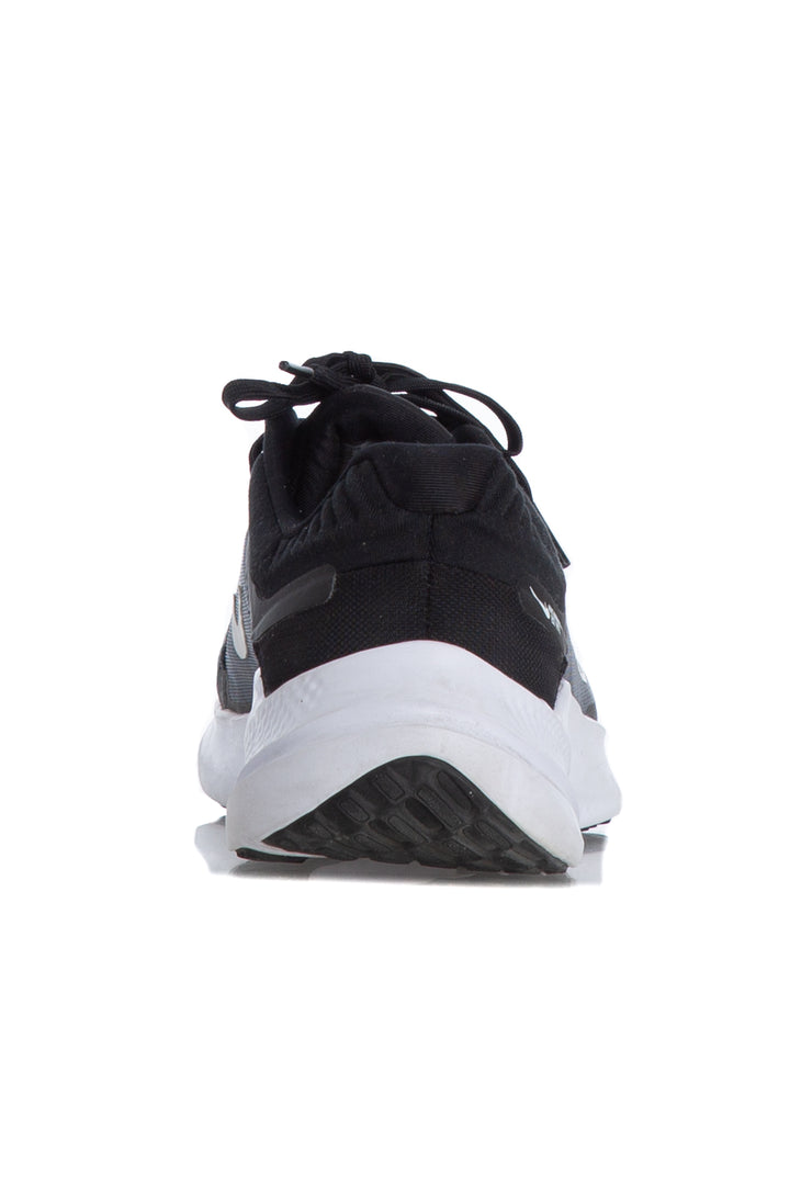 Zapato Nike negro, detalle 5 – ClosetRehab