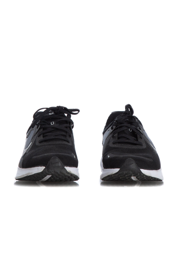 Zapato Nike negro, detalle 6 – ClosetRehab