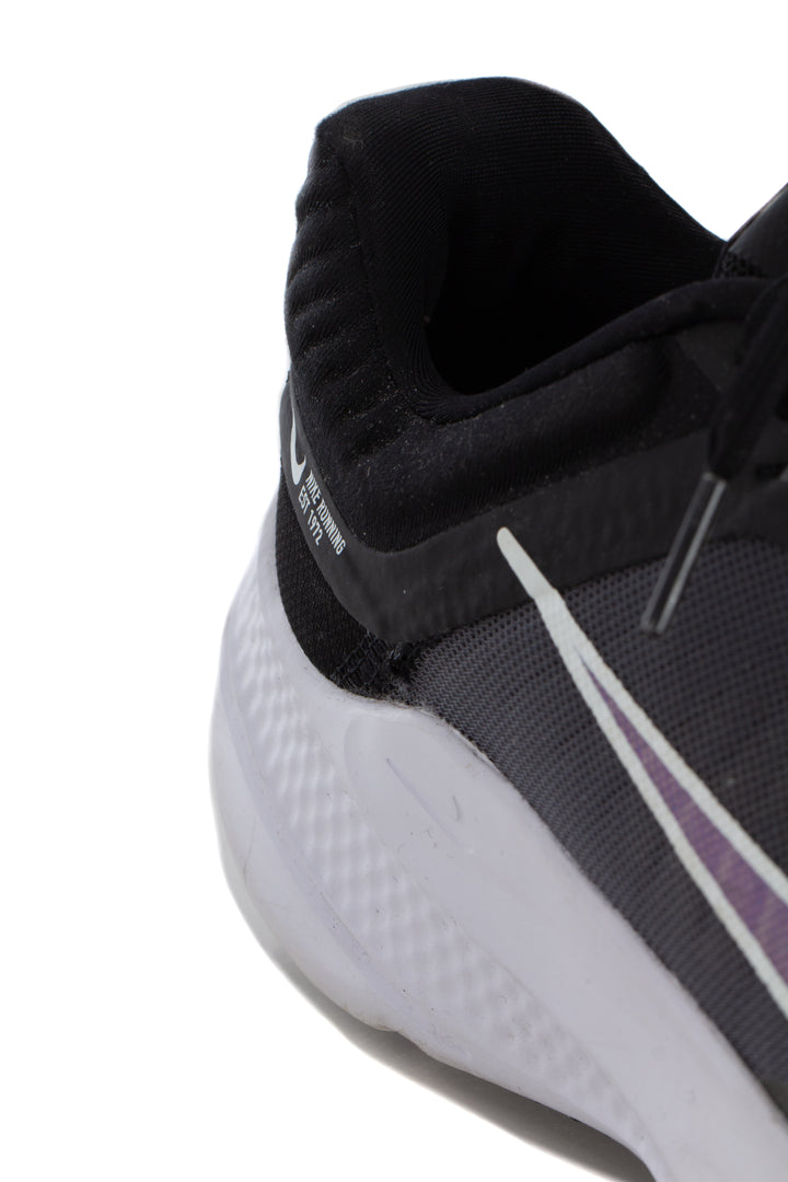 Zapato Nike negro, detalle 8 – ClosetRehab