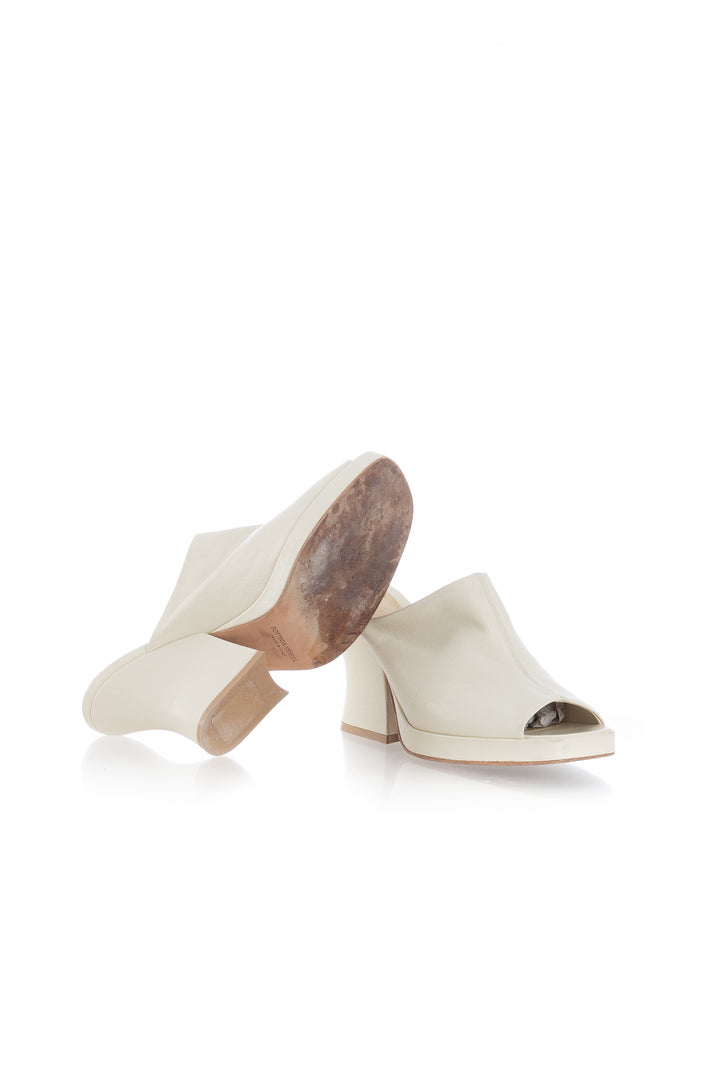 Zapato Bottega Veneta blanco y hueso, detalle 10 – ClosetRehab
