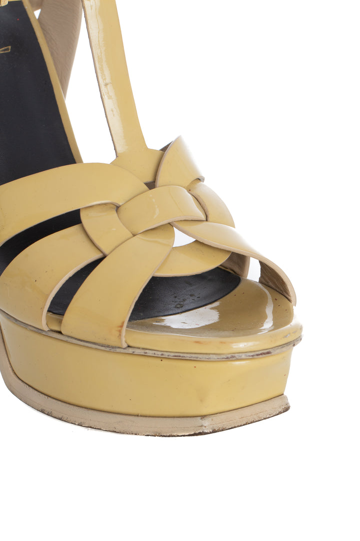 Sandalias Yves Saint Laurent nude, detalle de transferencia de color | ClosetRehab