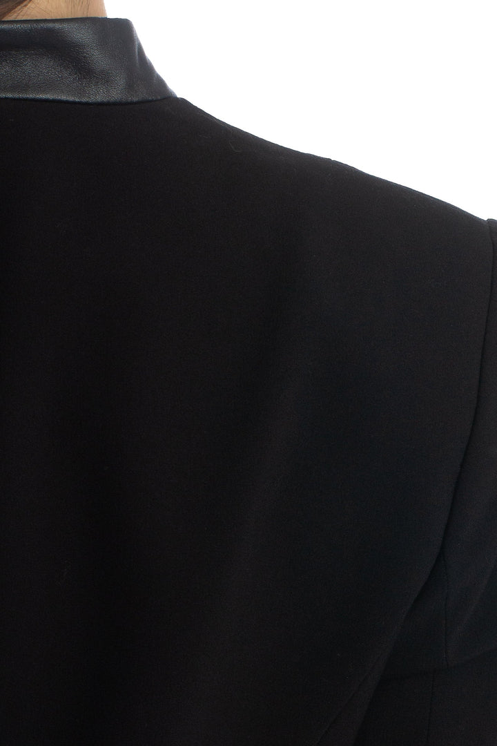 Saco Tahari negro, detalle 6 – ClosetRehab