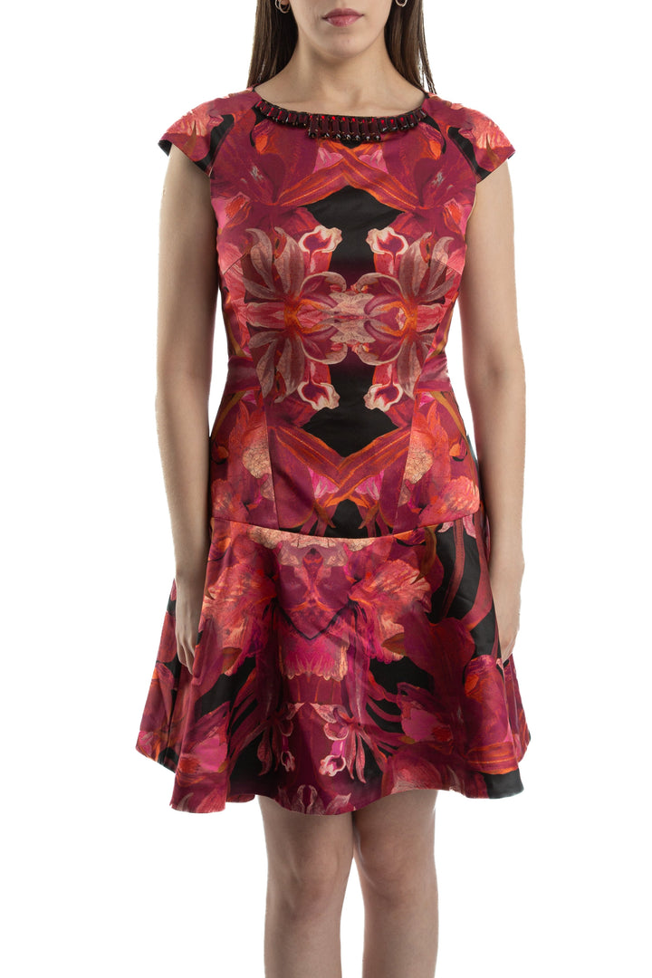 Pantalón Ted Baker rojo, vista frontal – ClosetRehab