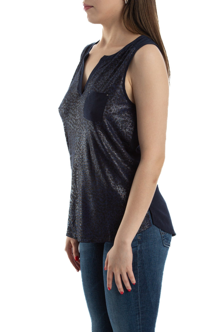Blusa Calvin Klein Jeans azul marino sin mangas con bolsillo, vista lateral