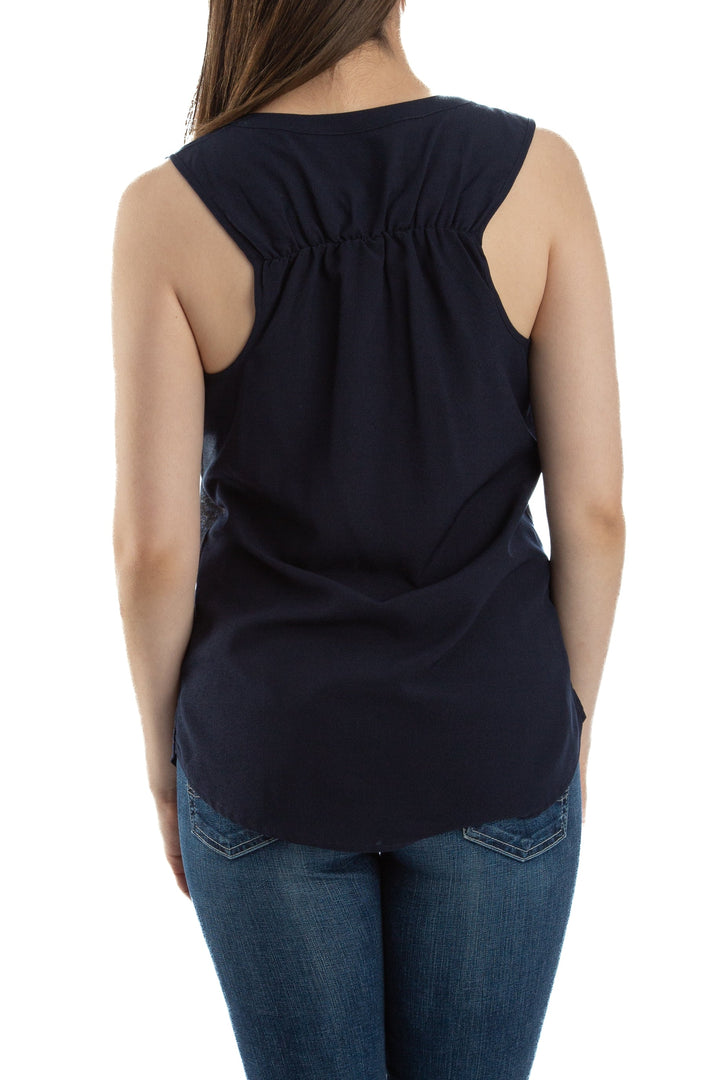 Blusa Calvin Klein Jeans azul marino sin mangas con bolsillo, vista posterior