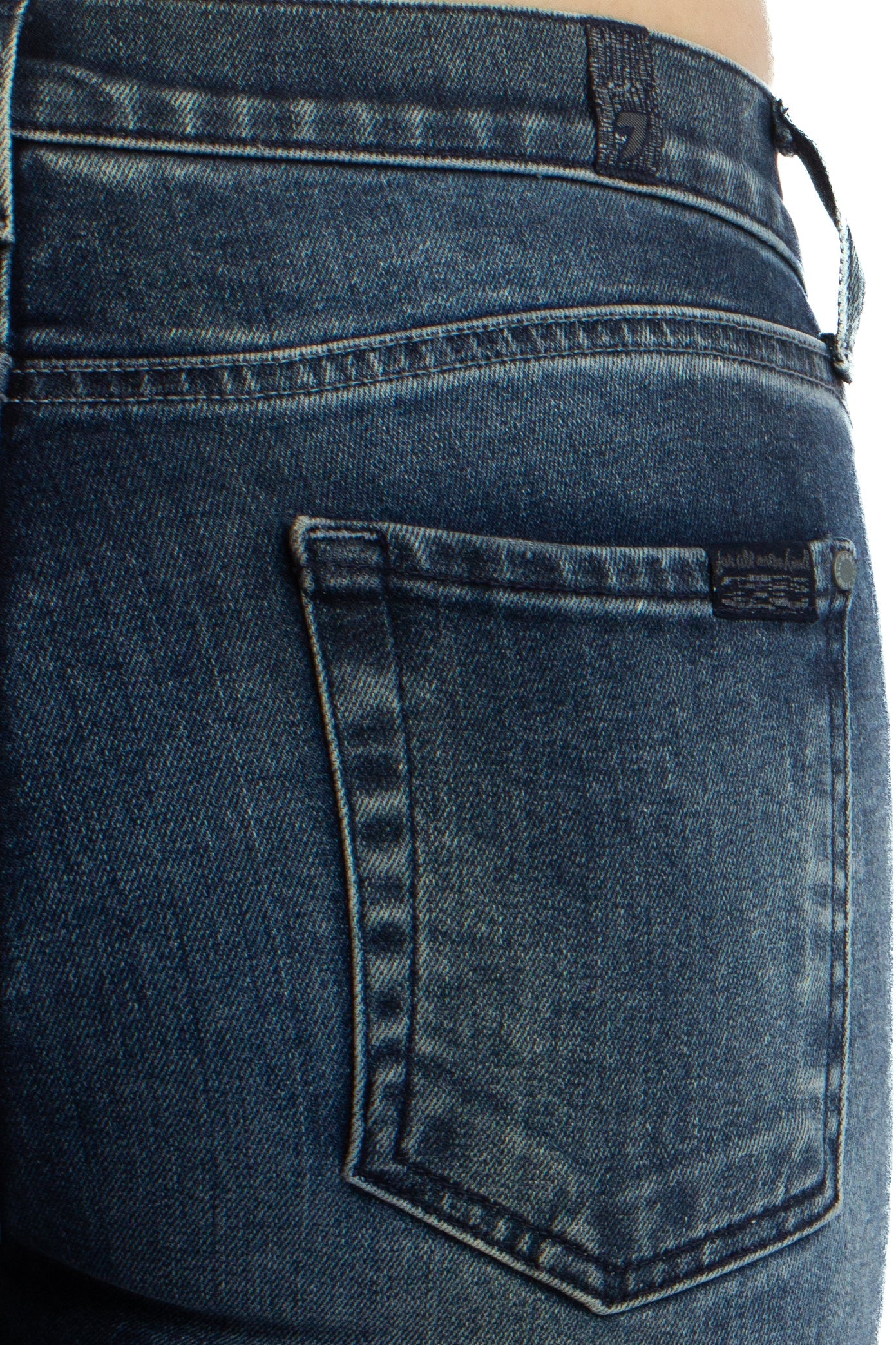 7 For All Mankind, Talla 26