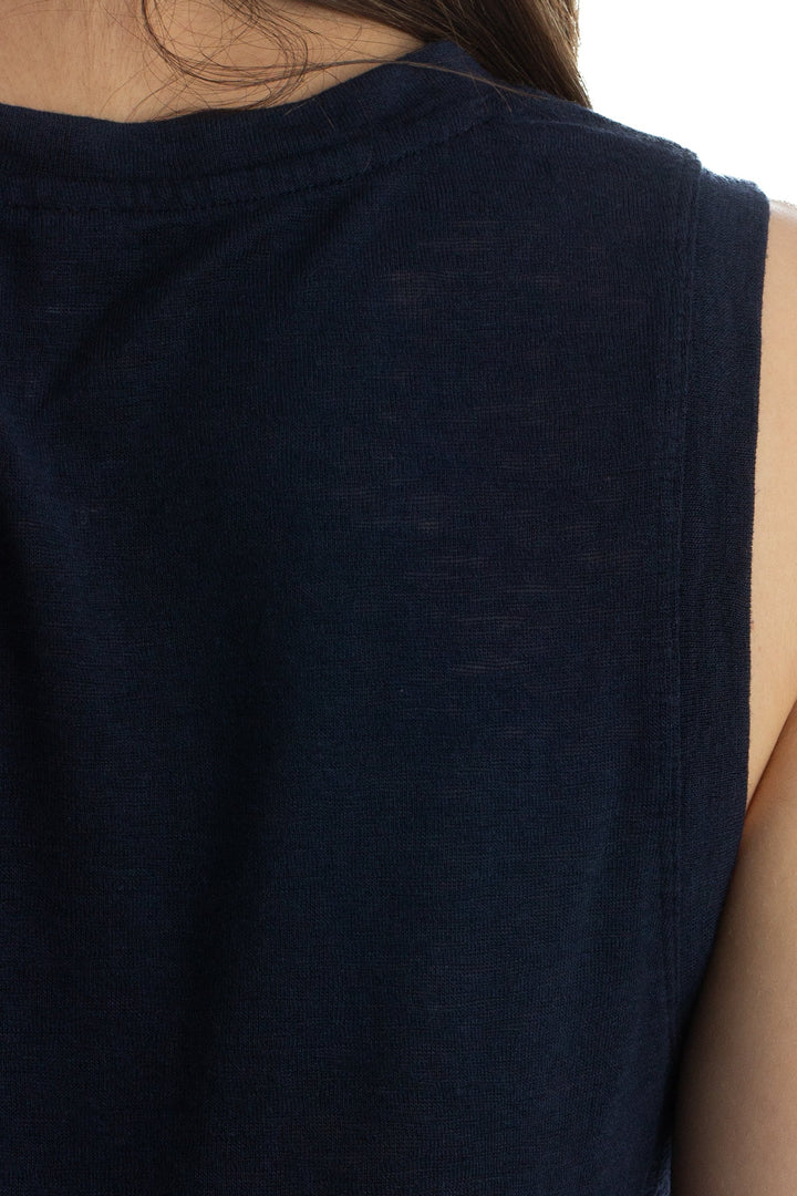 Blusa Athleta azul, detalle 6 – ClosetRehab