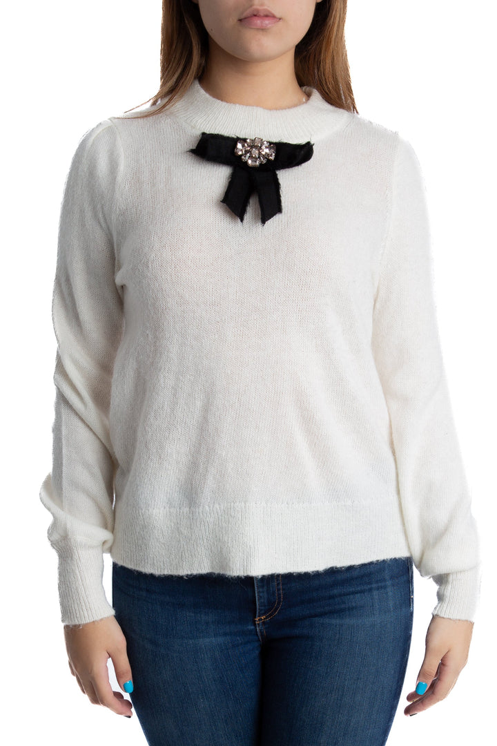 Suéter CeCe blanco, vista frontal – ClosetRehab