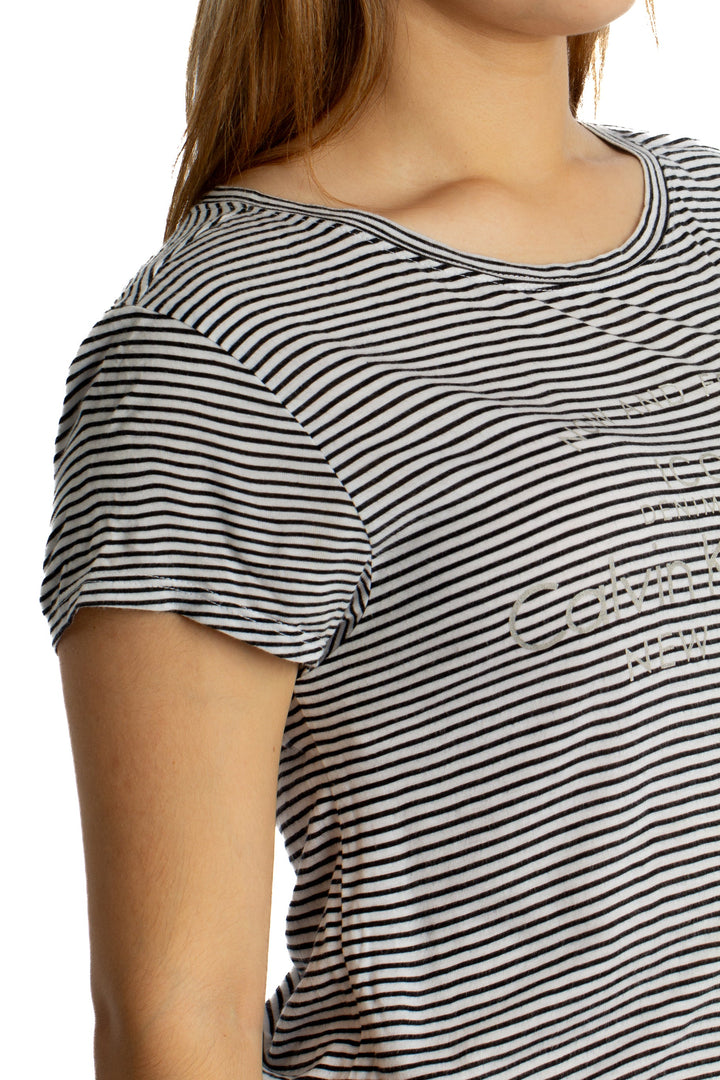Blusa Calvin Klein Jeans blanco, detalle 5 – ClosetRehab