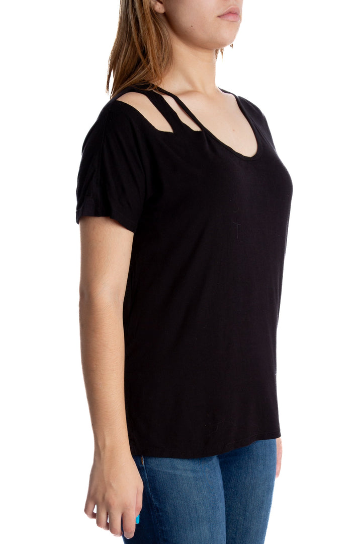 Blusa Terez negro, vista posterior – ClosetRehab