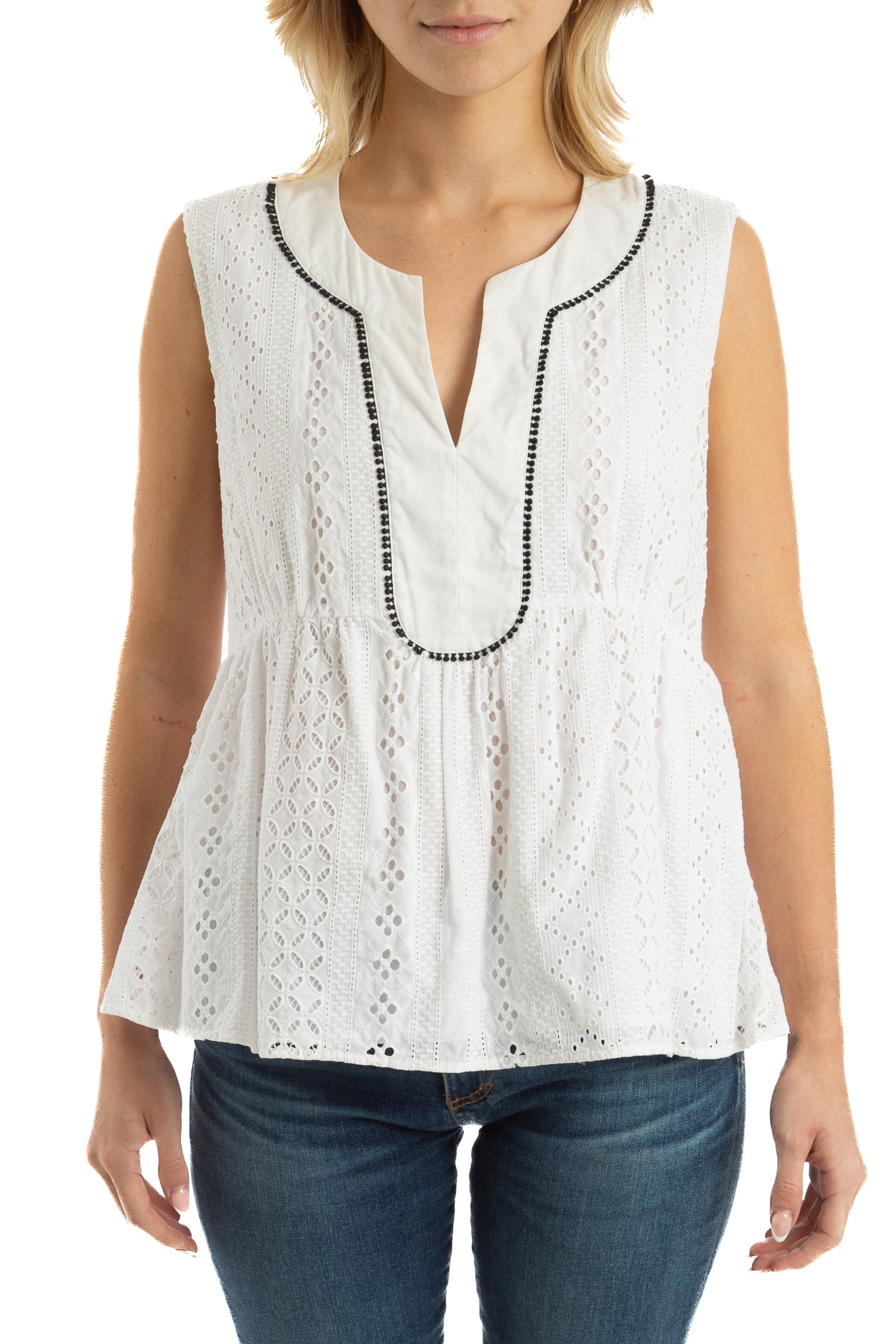 Adolfo Dominguez, Talla 44